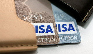 Visa � MasterCard ����� �������� $18 ����