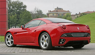 ������ ��������� Ferrari ������� �����