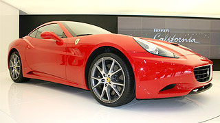 ����� ������� Ferrari �������� � �����