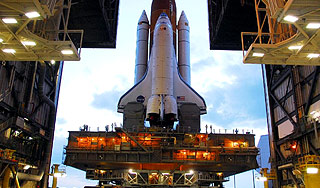 ������ ������ Discovery ����� ��������
