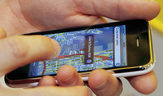 Apple �������� ��������� � Google Maps