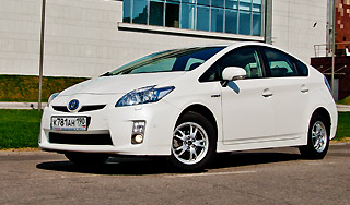 ����-�����: Toyota Prius ������ ������� ����