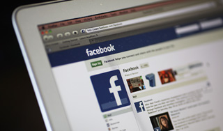 ������ ������� ���� ����������� Facebook
