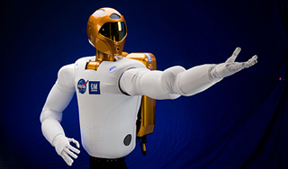 �� ��� ��������� �������� Robonaut