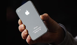 ���������� ����� � ��� �� ������� Apple