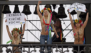 �������� �� FEMEN ��������� �� Pussy Riot