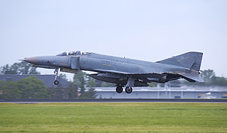 ���� ��� ����� ����� ����������� F-4