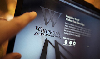 ������� Wikipedia ��������� � ���� ��������