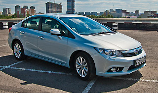 ����-�����: Honda Civic 4D ��������