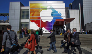 Apple �������� Samsung ��� � �����