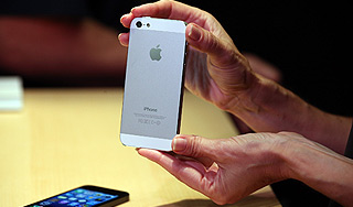 Apple ������ iPhone ������������ ��� �����
