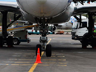 Boeing ������� � �������������� ��������