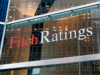 Fitch �� ����� � "�������"