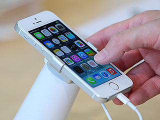 � ������ ������� ���� �� iPhone