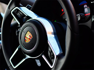 � ���� ������ Porsche � ������ Vertu