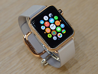 Apple Watch �������� ���������� �� HTC