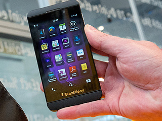 iPhone 6 �������� BlackBerry ������� ����