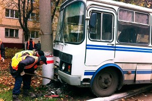 Пассажиров возил мертвый водитель автобуса Пассажиров возил мертвый водитель автобуса