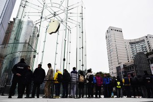 Apple ������� ������ ���������� �� Android