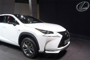 ��������� ���������� ������ ������� Lexus
