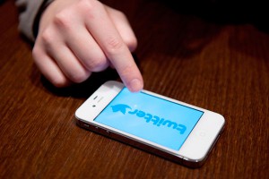 ������� ������ SOS �� ������� ����� Twitter