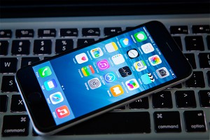 Apple �������� ��������� ����� iPhone 6S