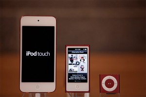 Apple ��������� iPod touch � �����-�������