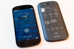 YotaPhone 2 �������� ��������� � ������