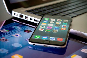 iPhone 7 ������ ����� ������ � �������