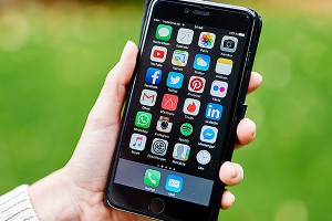 iPhone ������� ������������ �������