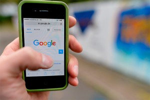 Apple � Google ����������� �� ����������