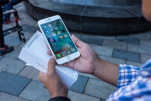 ��������� iPhone ������ �� 50%